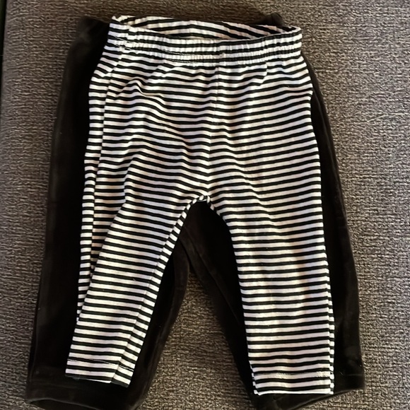 Bundle of Assorted Baby Girl Pants Size 3M - Picture 9 of 13